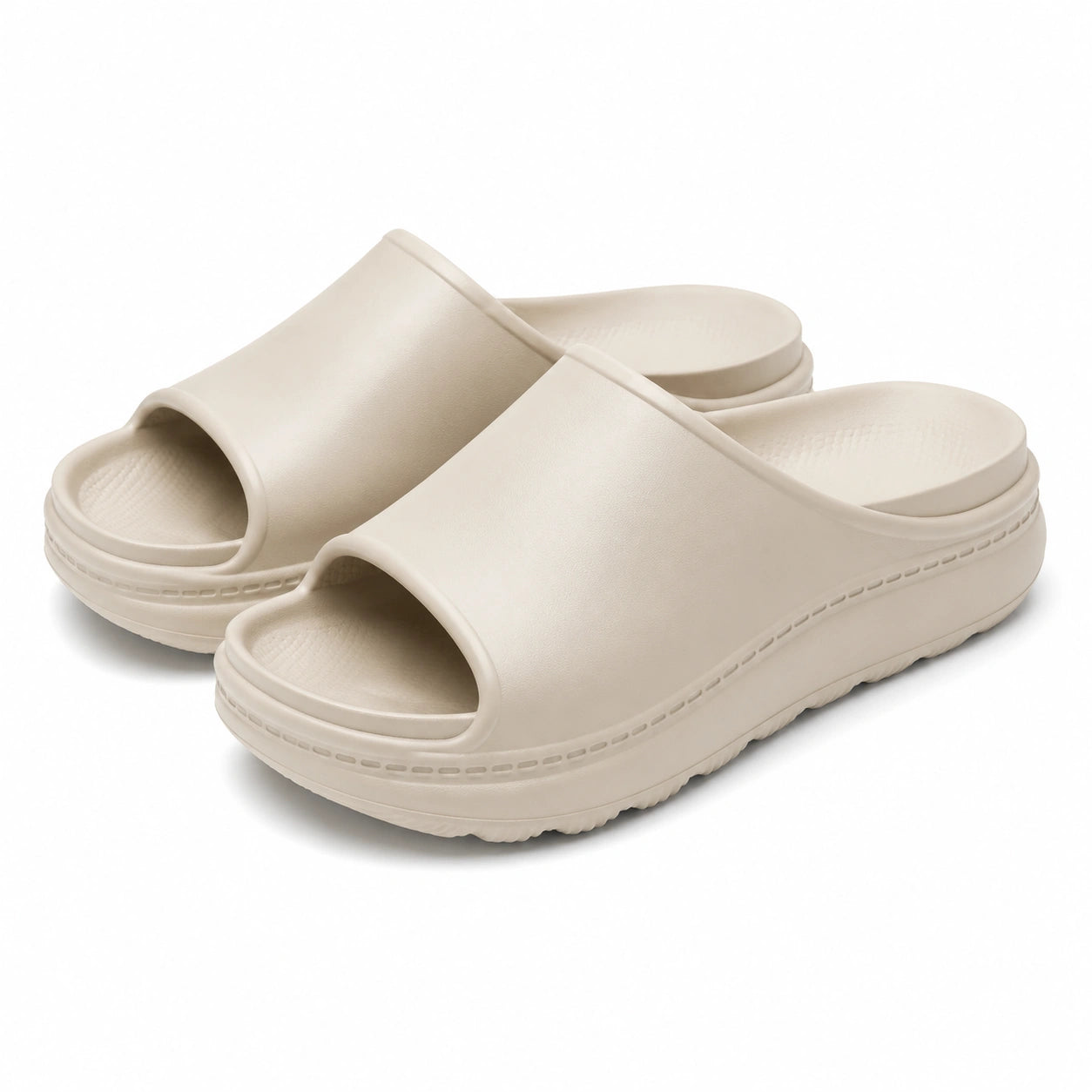 Badeschuhe 38/39 aus Kunststoffschaum Cremeweiß mit Plateau-Sohle